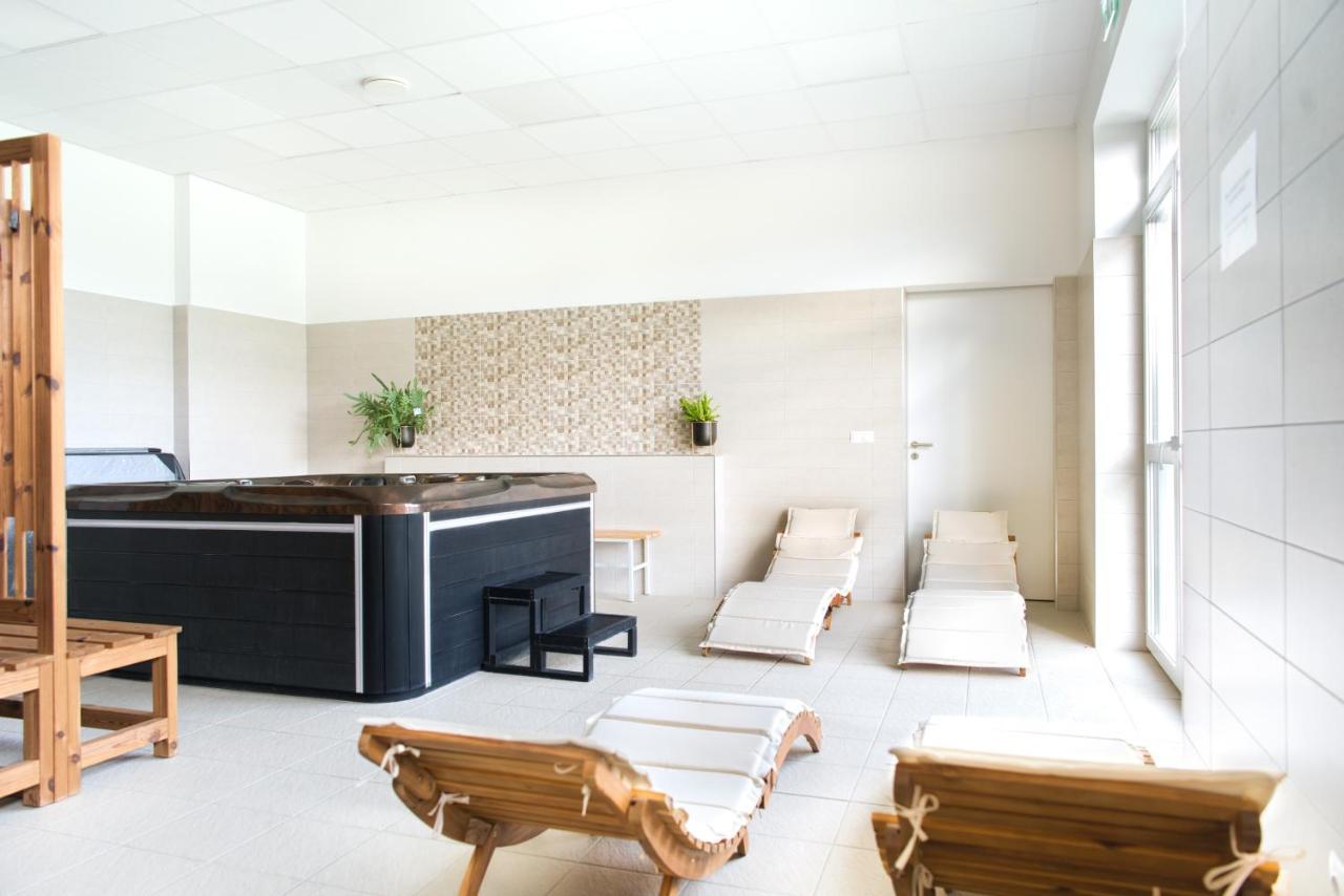 Gyirmot Sport & Wellness Hotel Yanıkkale Dış mekan fotoğraf