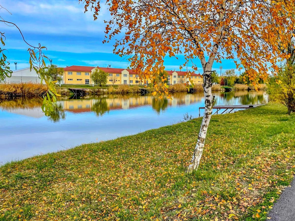 Gyirmot Sport & Wellness Hotel Yanıkkale Dış mekan fotoğraf